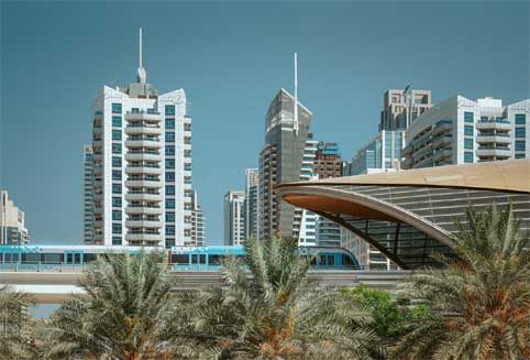 Finding the nearest Dubai Metro station